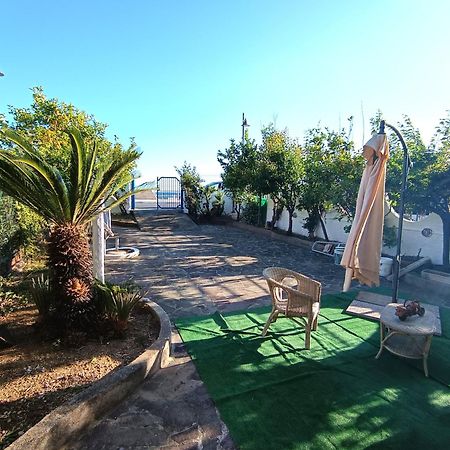 Monolocale Tirreno Studio Seafront Формия Екстериор снимка