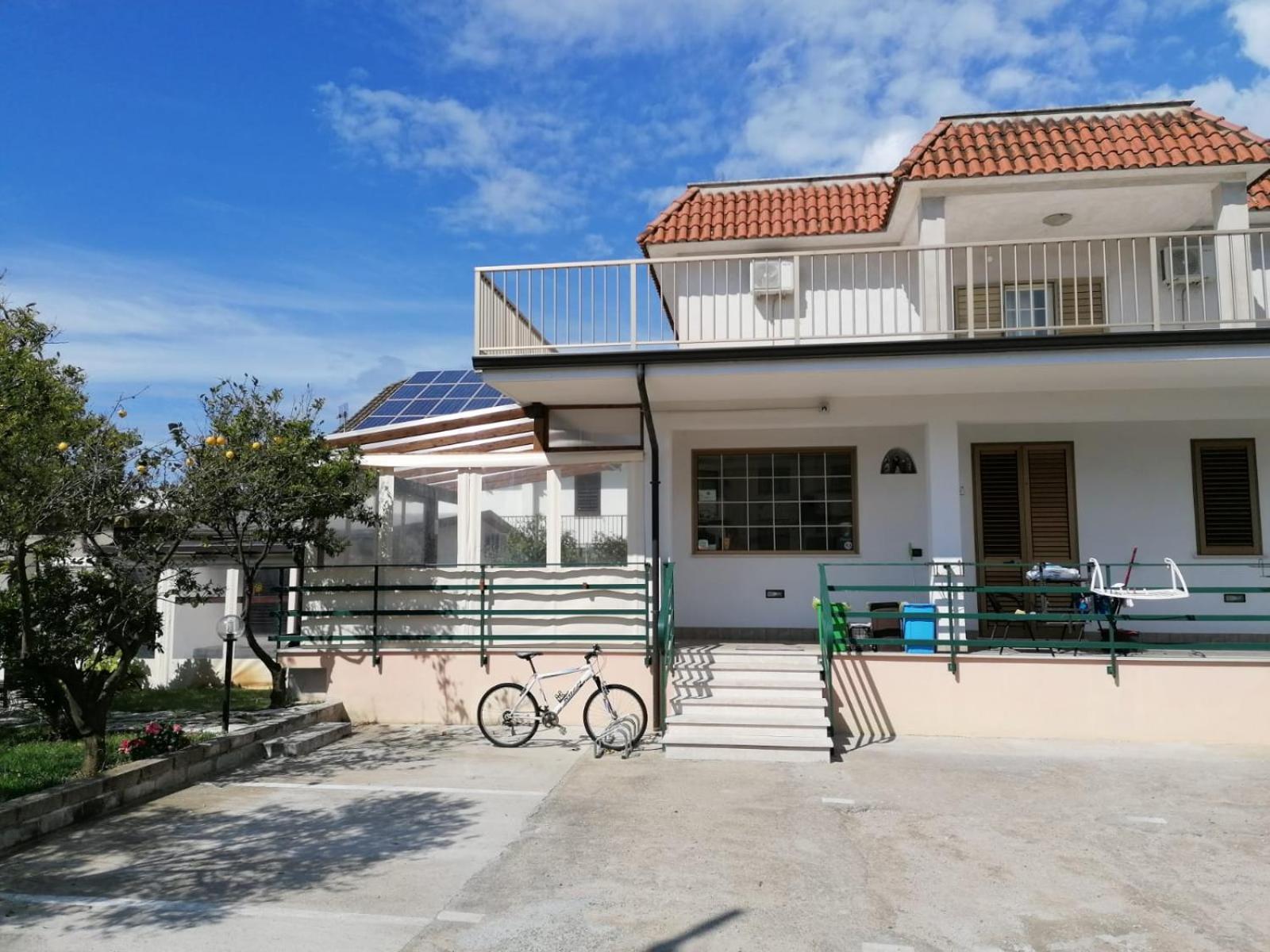 Monolocale Tirreno Studio Seafront Формия Екстериор снимка