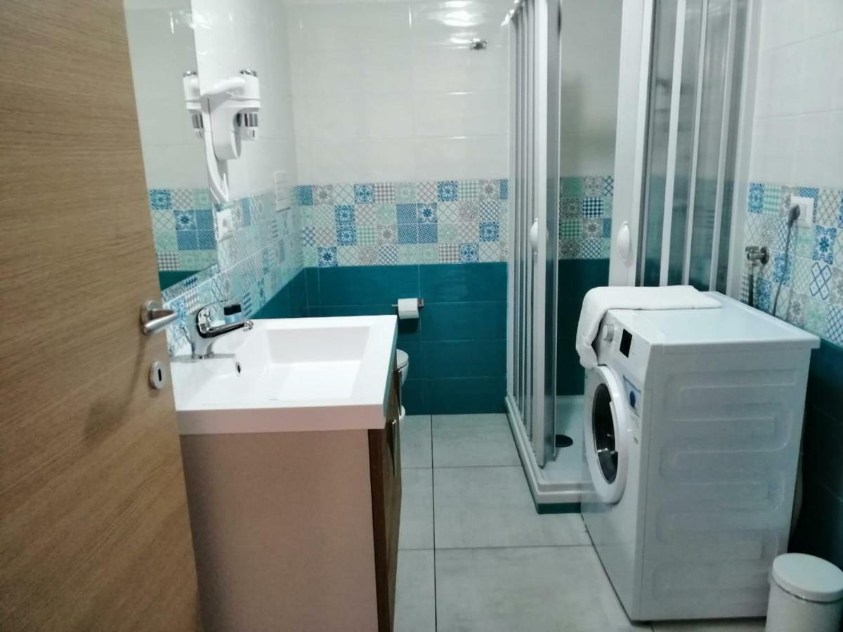 Monolocale Tirreno Studio Seafront Формия Екстериор снимка