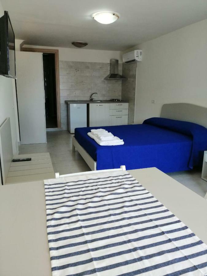 Monolocale Tirreno Studio Seafront Формия Екстериор снимка