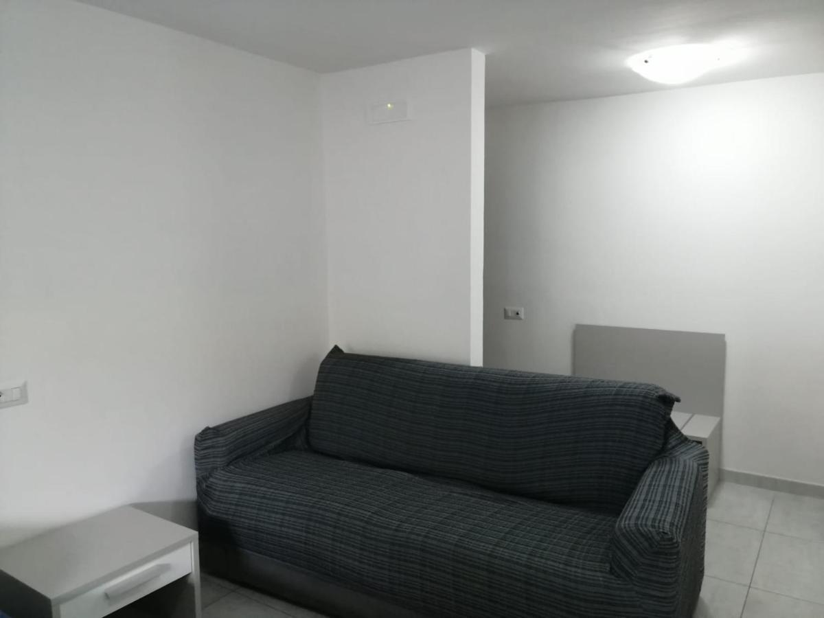 Monolocale Tirreno Studio Seafront Формия Екстериор снимка